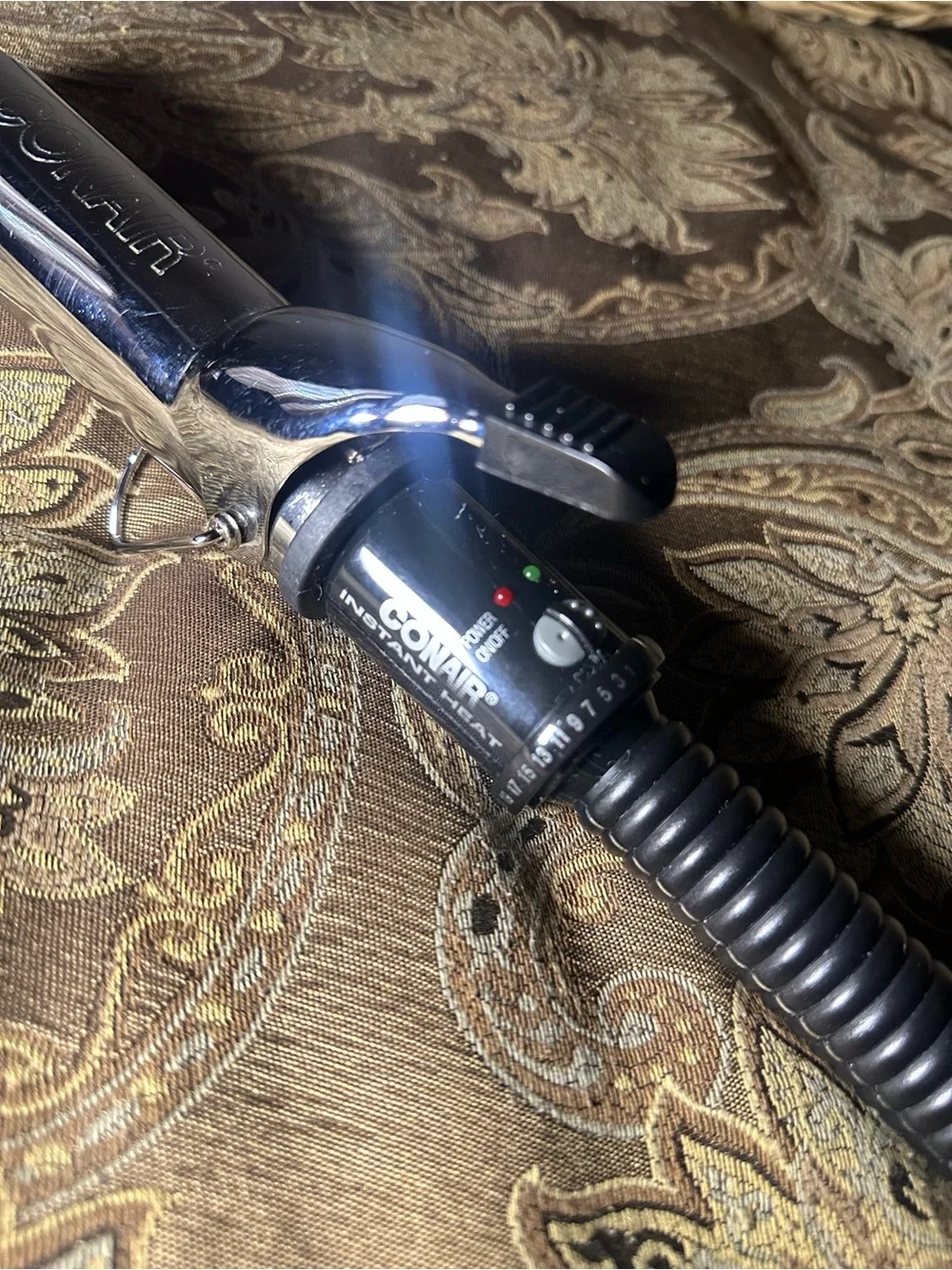Black Ceramic Styling Curling Iron with Clamp - CONAIR